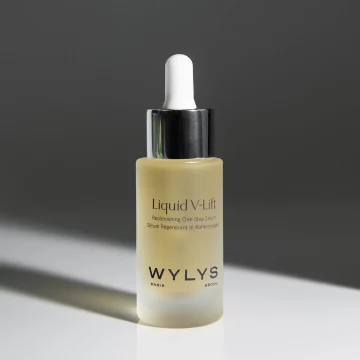 WYLYS Liquid V-Lift Peptide Serum is an proprietary serum to help lift, firm, reinforce the skin barrier while encouraging the production of collagen & elastin.